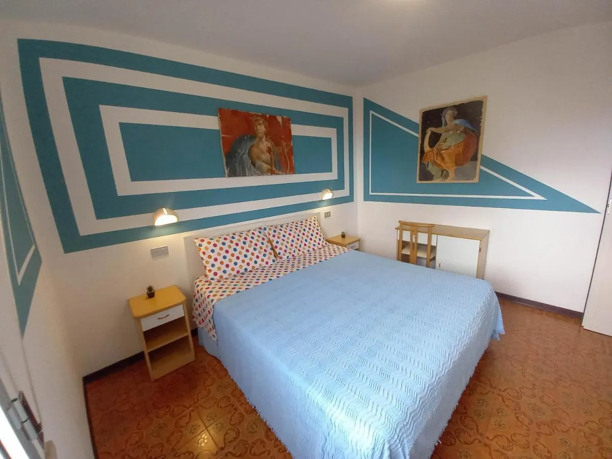 Petlyapartments Bellaria-Igea Marina 0*,  Italia
